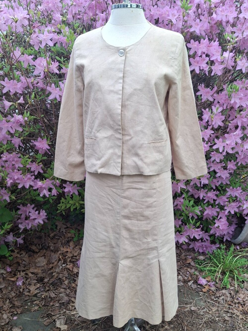 Size 9 JR Vintage Linen 2-Pc Skirt Suit